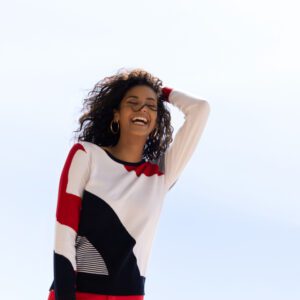 Alison Sheri White Navy Red Knit Sweater A47451