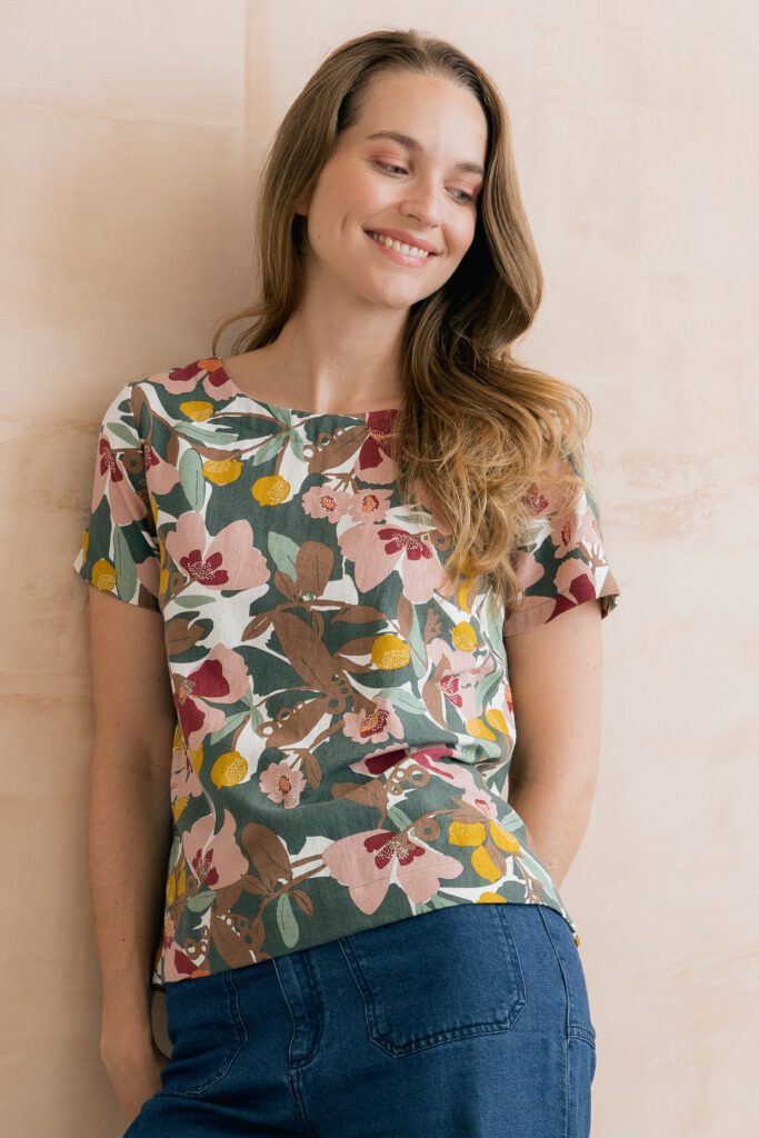 Lily & Me Linen Blend Floral Printed Laurel Green Top